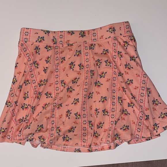 2 PIECE TOP AND SKIRT, pretty peach with flowers,  Girls XXL 16, worn once - Picture 4 of 5